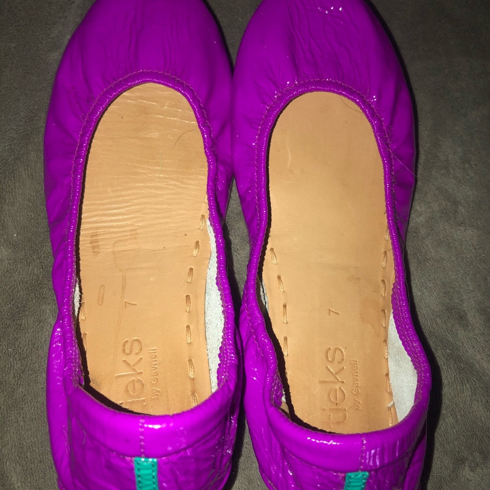 ULTRAVIOLET TIEKS